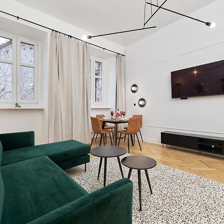 The Market Square Siedmiu Elektorow Apartment By Noclegi Renters Wroclaw Luaran gambar
